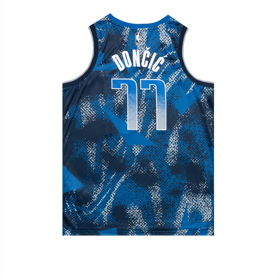 SELECT SERIES 2025 - DALLAS LUKA DONCIC