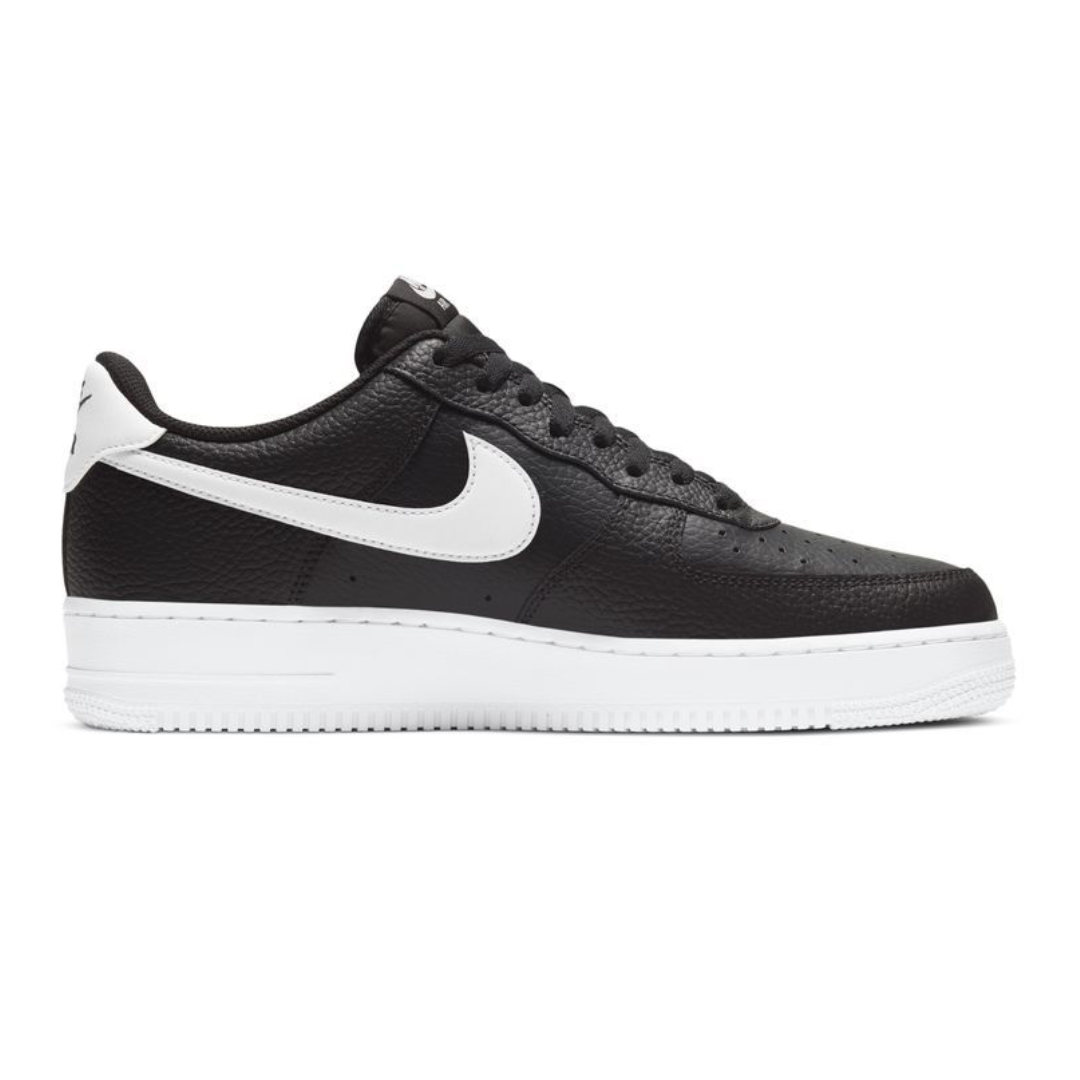 NIKE AIR FORCE 1 '07 "BLACK & WHITE"